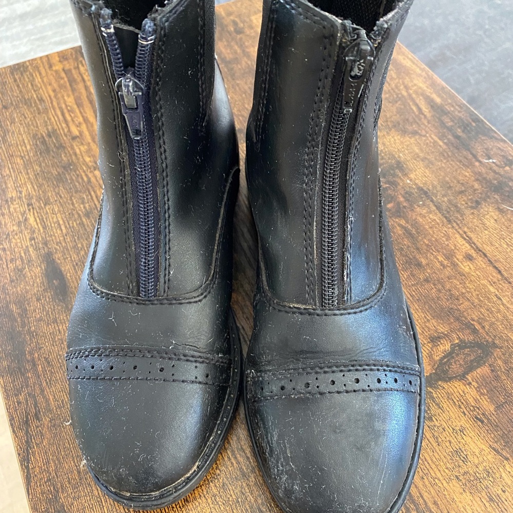 EQUESTRIAN TUFFRIDER UNISEX CHILDREN'S FRONT-ZIP PADDOCK BOOTS Size 4